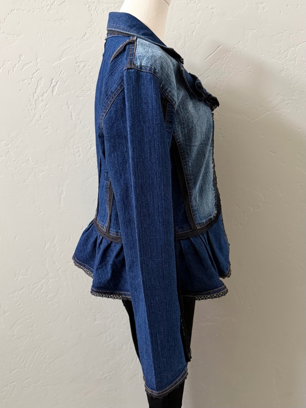 The Pyramid Collection Whimsigoth Denim Peplum Jacket Witchy Lace L - Picture 3 of 13